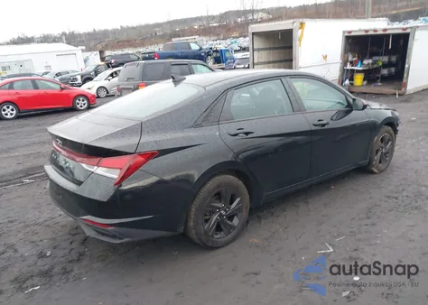 2021 Hyundai Elantra Sel z USA, uszkodzony, nr VIN 5NPLS4AG8MH040121
